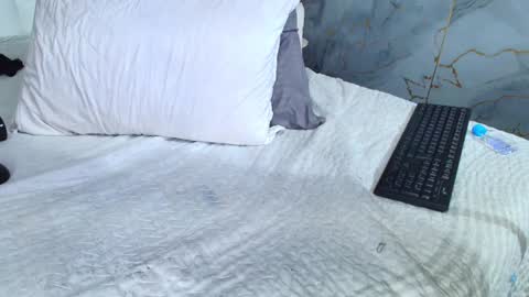 Snapshot of irresistiblemilf chatting on December 2024 06:04:02 PM Sandy online show from December 2024 06:04:02 PM