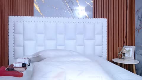 Snapshot of irresistiblemilf chatting on December 2024 12:05:02 PM Sandy online show from December 2024 12:05:02 PM