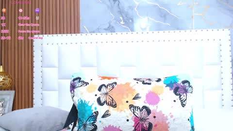 Snapshot of irresistiblemilf chatting on January 2025 12:17:01 PM Sandy online show from January 2025 12:17:01 PM