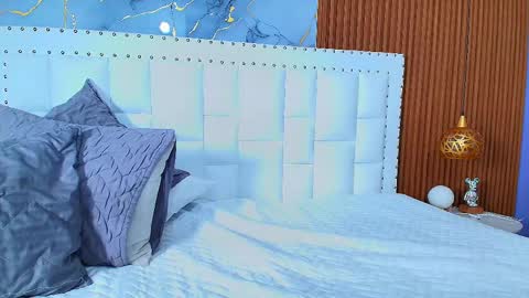 Snapshot of irresistiblemilf chatting on February 2025 03:16:01 PM Sandy online show from February 2025 03:16:01 PM