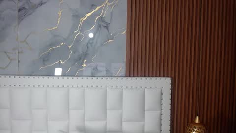 Snapshot of irresistiblemilf chatting on March 2025 12:01:02 PM Sandy online show from March 2025 12:01:02 PM