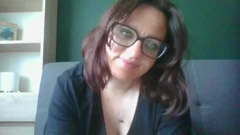 Snapshot of irresistibleparis chatting on May 2026 05:57:01 AM Paris online show from May 2026 05:57:01 AM