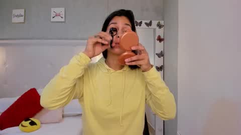 Snapshot of is_a_bell chatting on November 2025 01:44:01 PM is_a_bell online show from November 2025 01:44:01 PM