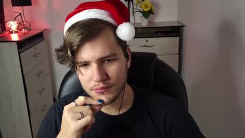 Snapshot of is_jesus chatting on December 2024 06:28:02 PM Jess online show from December 2024 06:28:02 PM