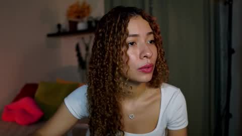 isa_____ online show from October 2025 02:12:02 AM