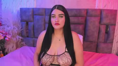 Isa Gonzalez  online show from July 2026 07:39:01 PM