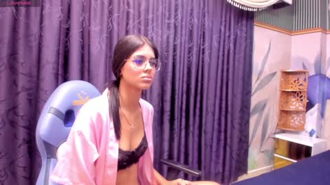    online show from December 2024 03:37:01 PM