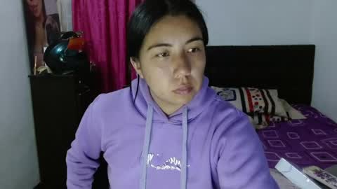 Snapshot of isa_mey chatting on May 2026 01:11:02 AM Isa online show from May 2026 01:11:02 AM