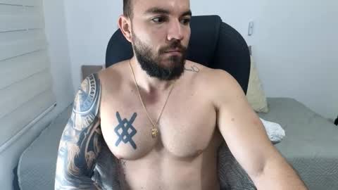 Isaac carter online show from October 2025 11:09:01 AM