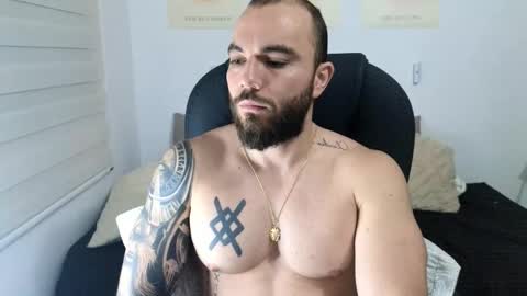 Isaac carter online show from November 2025 10:26:01 AM