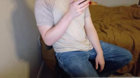 isaac online show from November 2025 03:01:02 PM