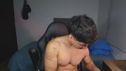 Snapshot of isaac_sttone01 chatting on July 2026 01:41:02 AM muscle isaac online show from July 2026 01:41:02 AM