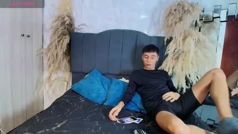 Isaac tan online show from February 2026 04:31:02 AM