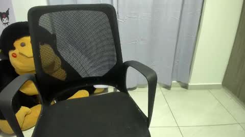 isaac online show from October 2025 01:06:01 AM