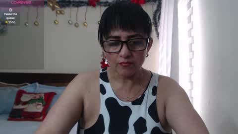 Isabeel Sofia online show from January 2025 05:10:01 PM