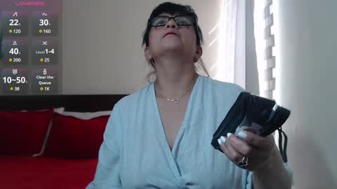 Isabeel Sofia online show from February 2025 07:49:01 PM