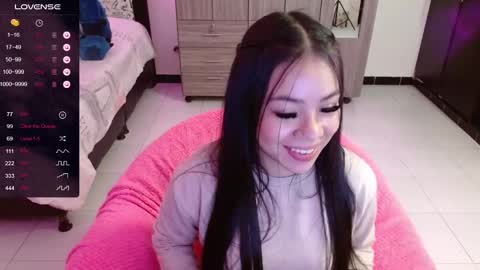 Snapshot of isabeella_24 chatting on March 2025 07:56:01 PM Isabella  online show from March 2025 07:56:01 PM