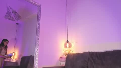 Isabela online show from April 2026 11:44:02 AM