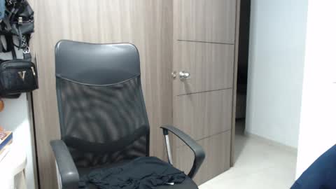 Snapshot of isabela_oh chatting on January 2025 12:44:02 AM Isabela online show from January 2025 12:44:02 AM