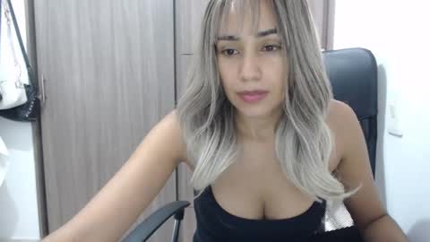 Snapshot of isabela_oh chatting on March 2025 02:40:01 PM Isabela online show from March 2025 02:40:01 PM