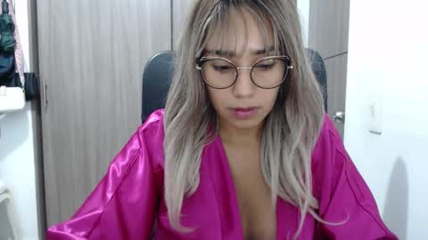 Snapshot of isabela_oh chatting on September 2025 03:52:02 AM Isabela online show from September 2025 03:52:02 AM
