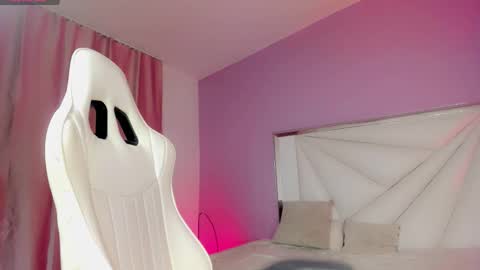 Snapshot of isabela_saenzz chatting on October 2025 03:16:01 AM I S A B E L A ISA online show from October 2025 03:16:01 AM