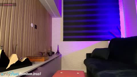 Isabela Brazil online show from October 2025 02:12:02 AM