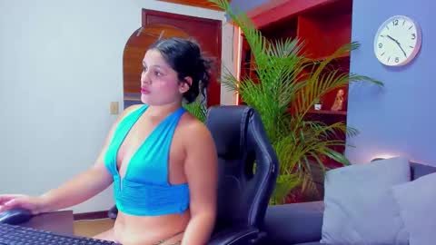 Snapshot of isabelaroose chatting on September 2025 10:12:02 PM Isa online show from September 2025 10:12:02 PM