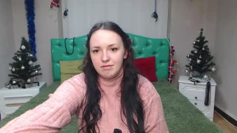 IsabelBlackberry online show from December 2024 12:45:01 PM