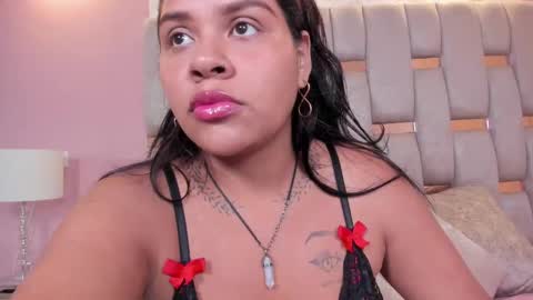 isabeldravven online show from September 2025 07:35:01 PM