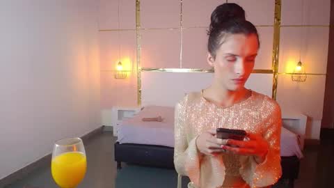 IsabelFernandez online show from October 2025 05:28:01 AM