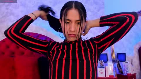 Snapshot of isabell_13 chatting on April 2026 04:32:01 PM Isabell 13 online show from April 2026 04:32:01 PM