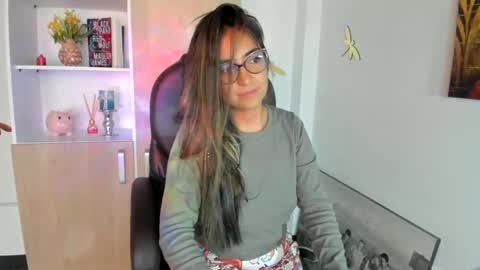 Snapshot of isabella22_1 chatting on March 2025 04:56:02 PM Isabella22 1 online show from March 2025 04:56:02 PM