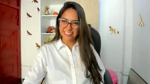 Snapshot of isabella22_1 chatting on October 2025 06:30:02 PM Isabella22 1 online show from October 2025 06:30:02 PM
