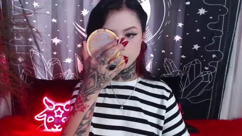    online show from February 2025 07:33:02 PM