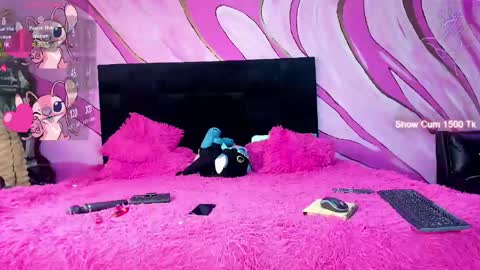 Isabella Coronado online show from May 2026 01:21:02 PM