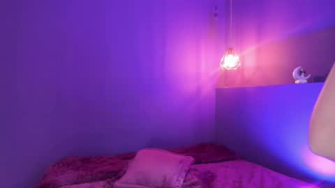 isabella_crofts online show from February 2026 03:00:02 AM