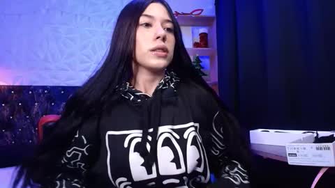 isabella dl online show from January 2025 12:08:01 PM