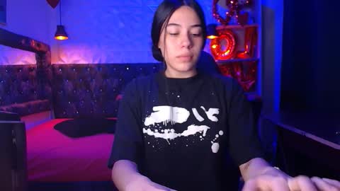 isabella dl online show from February 2025 11:31:01 AM
