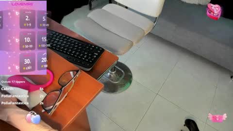   online show from January 2025 05:33:01 PM