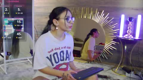 Isabella online show from October 2025 08:09:02 PM