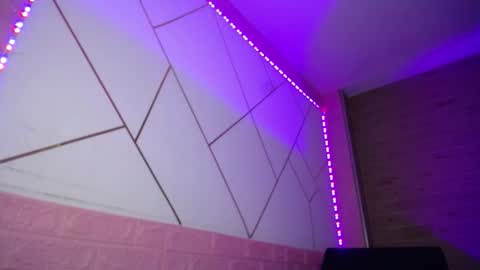 isabella_roseee online show from January 2026 08:45:01 PM