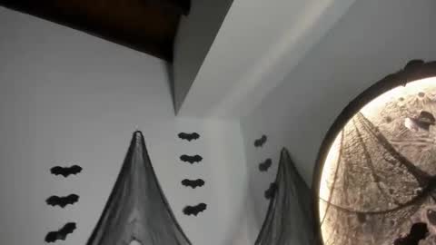 isabella_rosssi1 online show from October 2025 04:51:02 AM