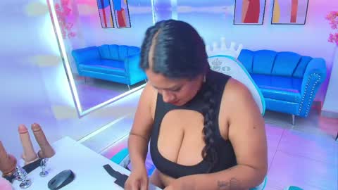 Isabella  online show from June 2026 08:26:01 PM