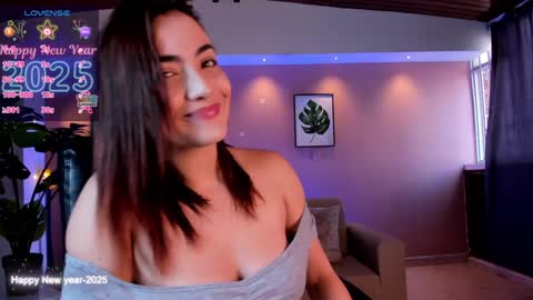 Isabella  Everyday From 0530 to 1430 Col Time online show from January 2025 01:01:01 PM