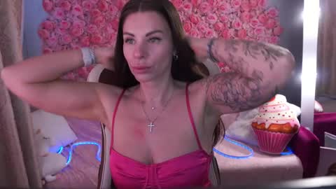 Snapshot of isabellafoxyy chatting on June 2026 05:31:02 AM Marina online show from June 2026 05:31:02 AM