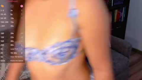 Isabella Monroee online show from July 2026 02:51:01 AM
