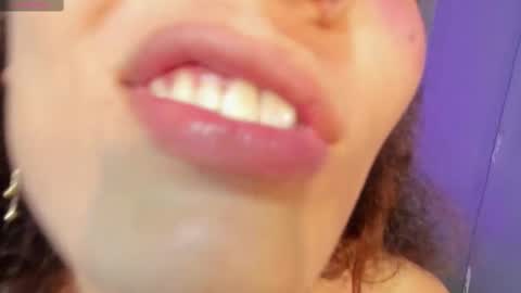 Isabella online show from February 2025 01:32:01 AM