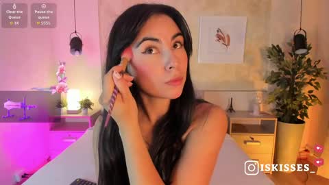   online show from April 2026 03:39:01 AM