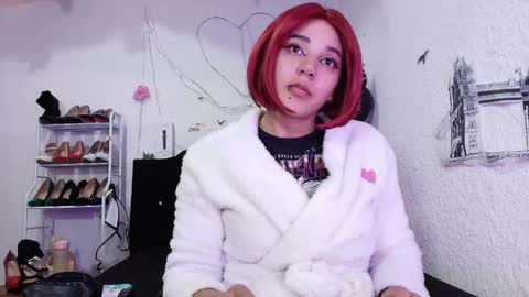 Snapshot of isabelle_sara chatting on May 2026 07:56:02 PM isabelle_sara online show from May 2026 07:56:02 PM
